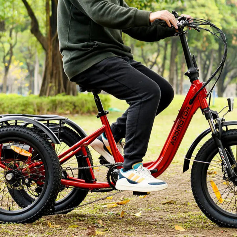 Electric Bike Addmotor Citytan a man riding on